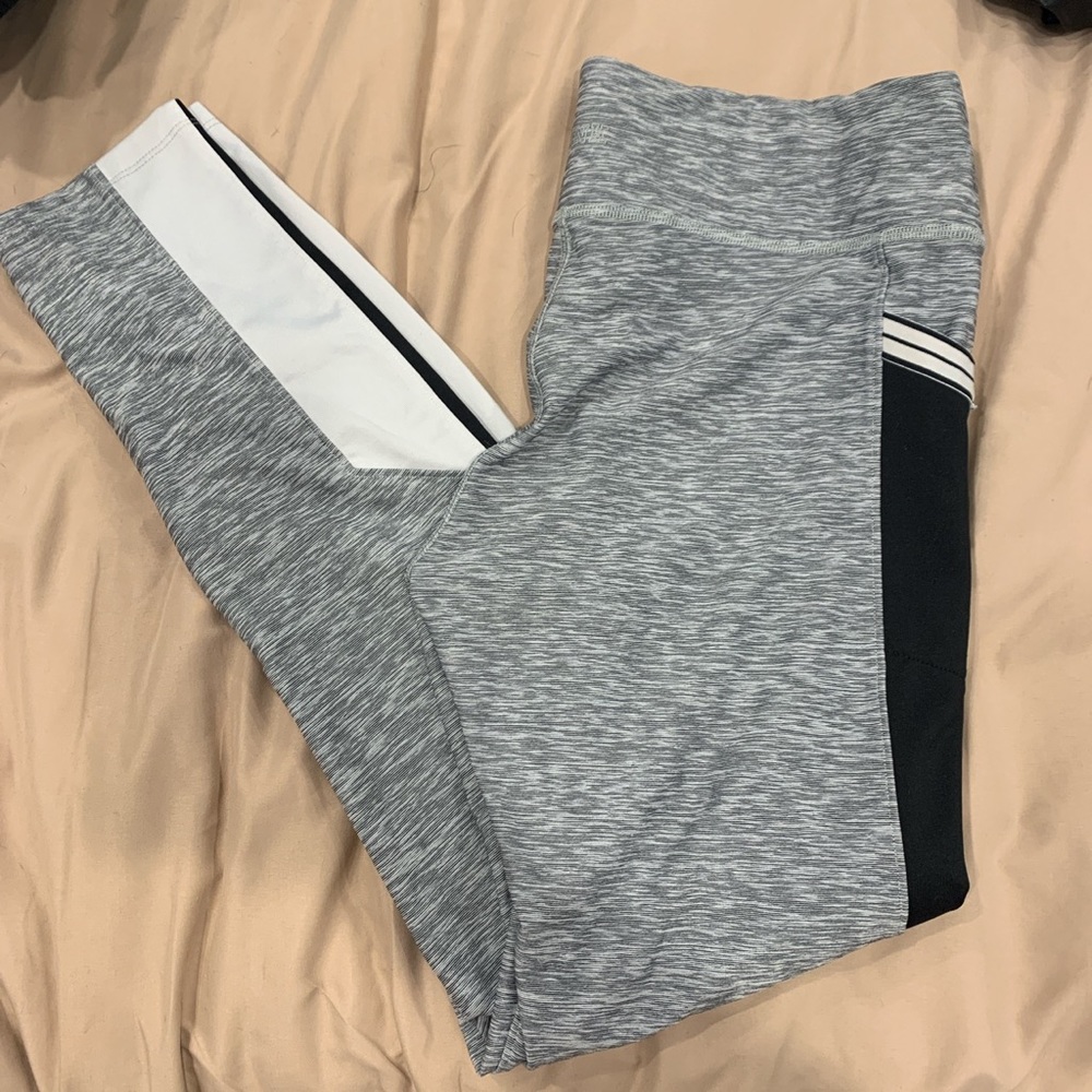 VS PINK WORKOUT LEGGINGS